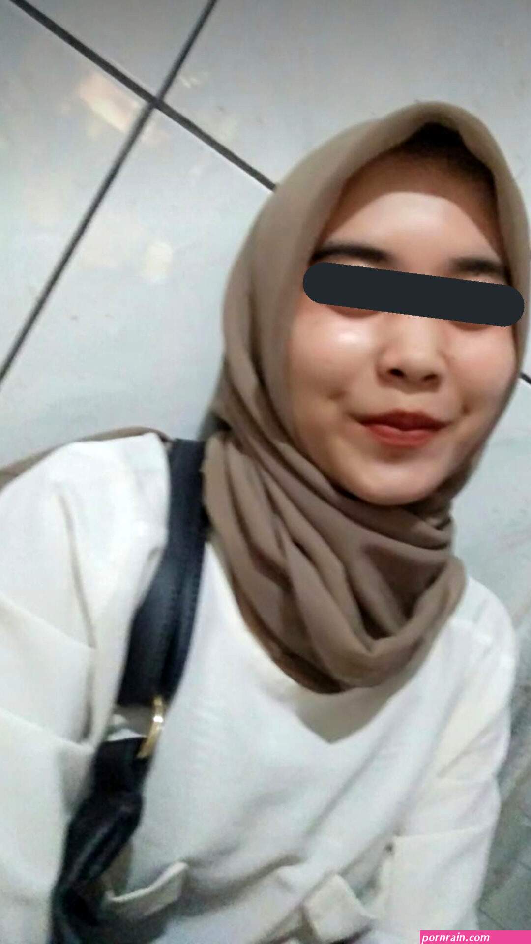 hijab bugil twitter