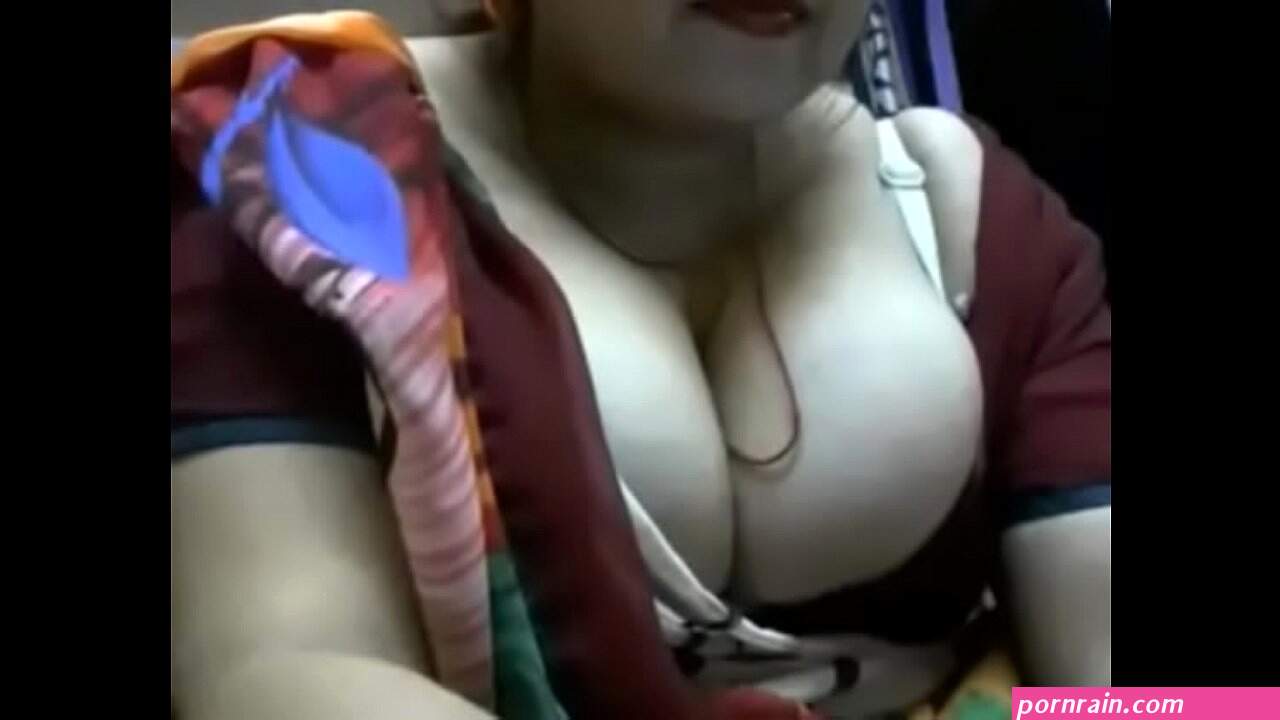 porn tits saree photo