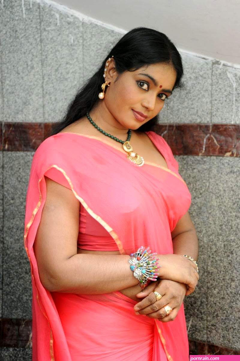 porn tits saree photo