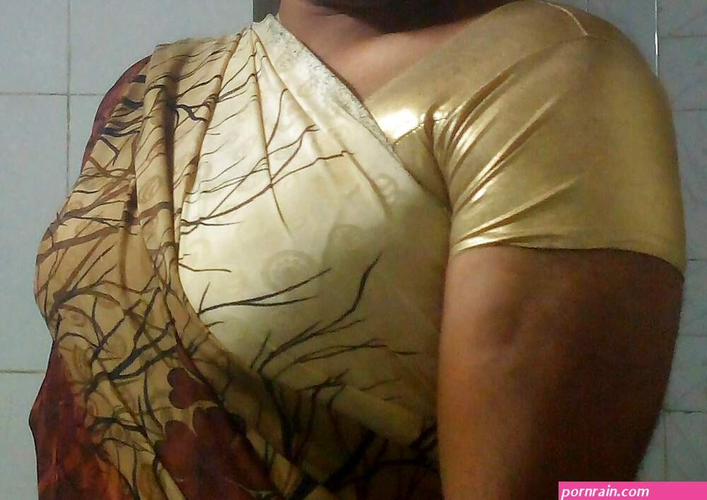 porn tits saree photo