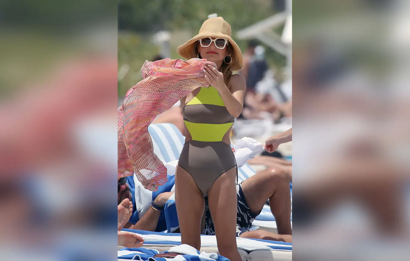 giada de laurentiis relaxes with shane farley on the beach in miami