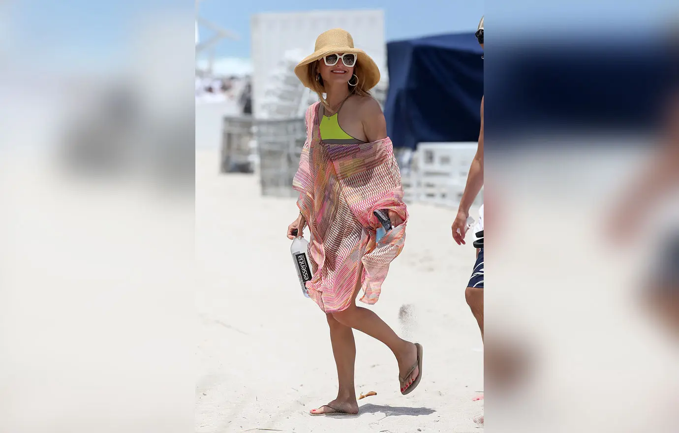 giada de laurentiis relaxes with shane farley on the beach in miami