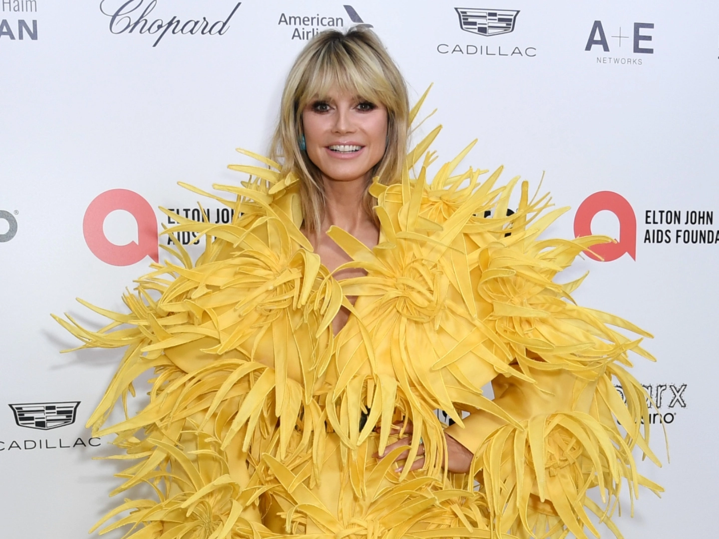 heidi klum looks hot at the 2021 mtv movie tv awards