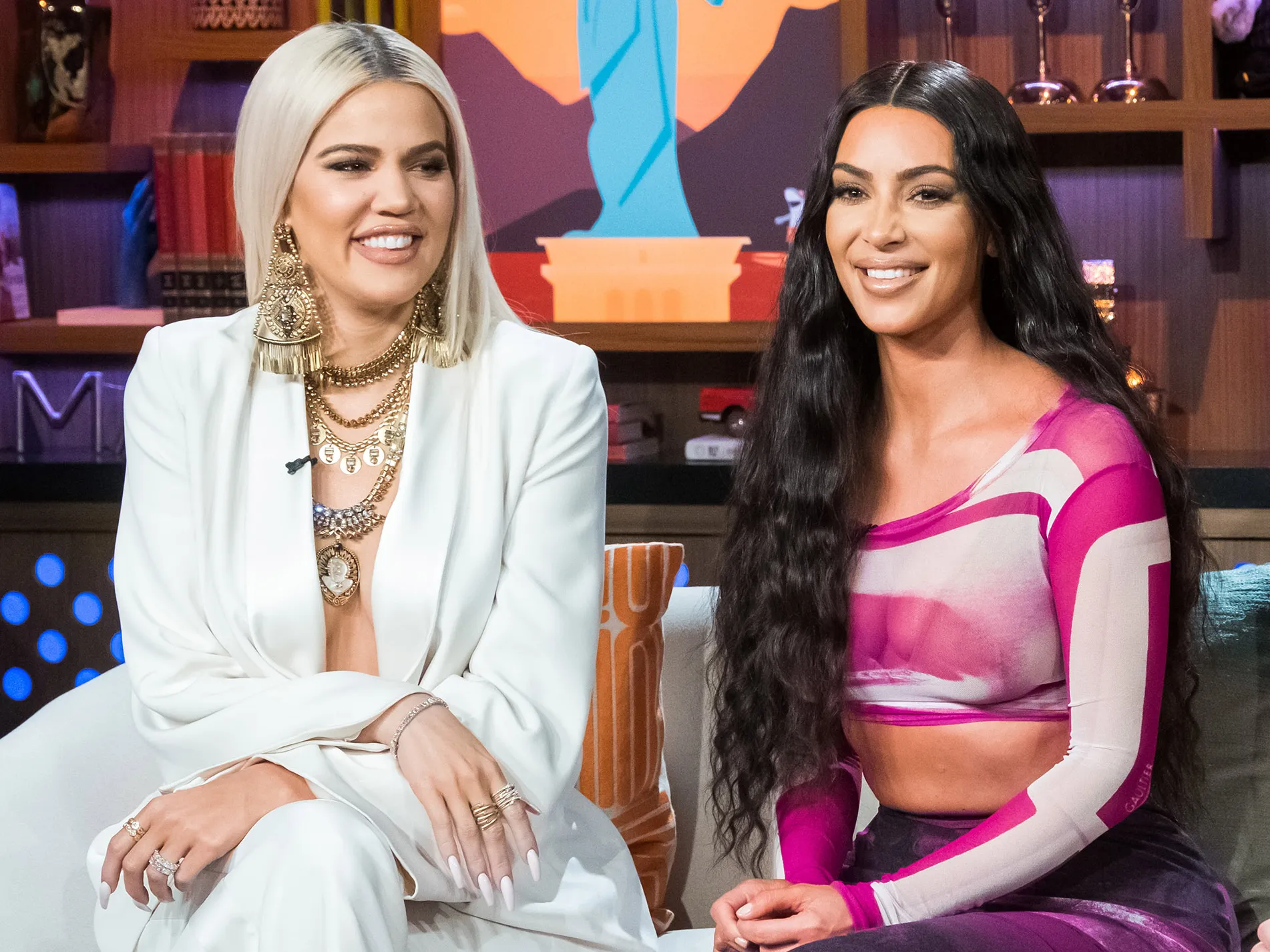 kim kardashian khloe kardashian had all eyes on them as they strutted into craigs