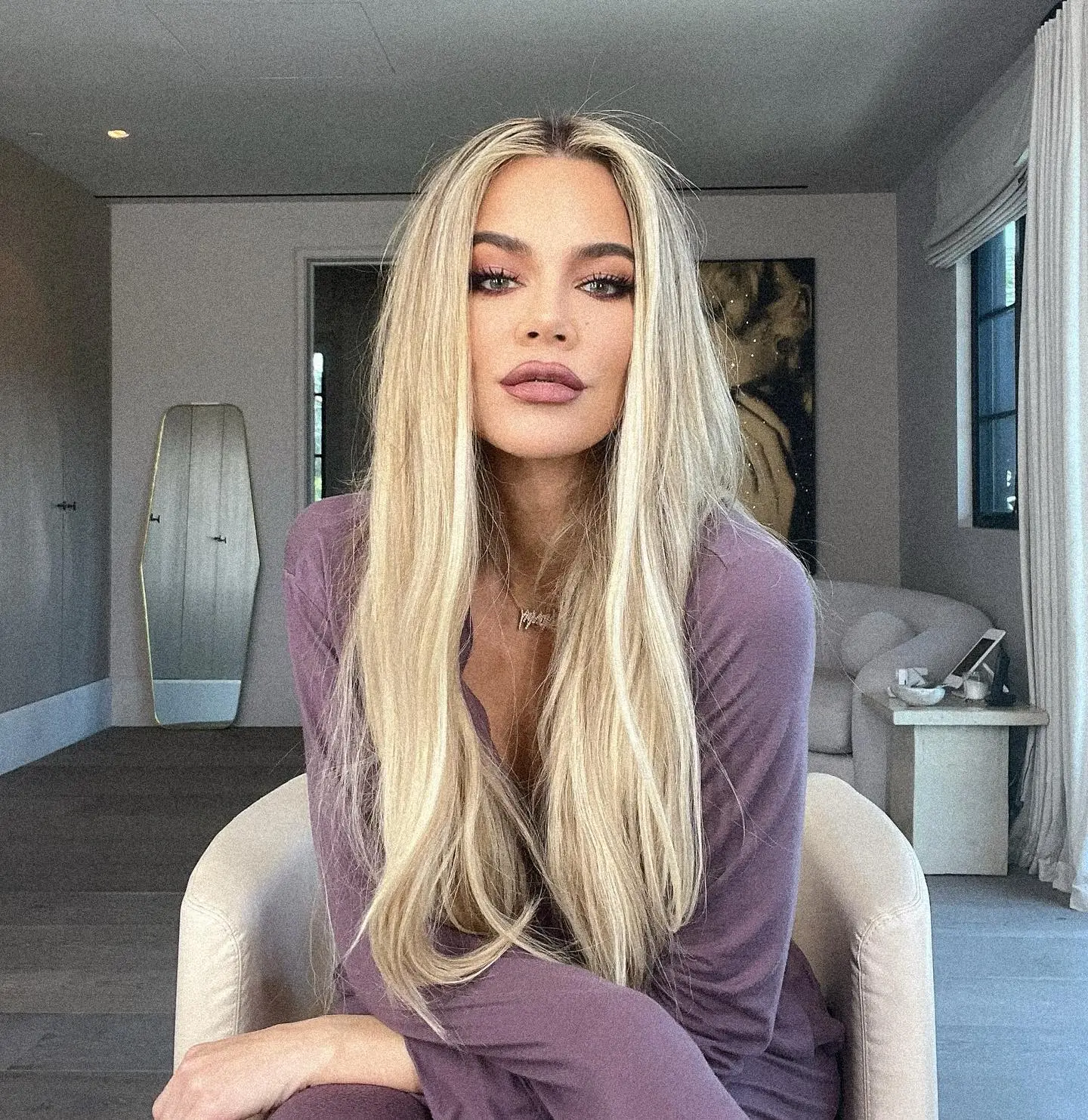 kim kardashian khloe kardashian had all eyes on them as they strutted into craigs