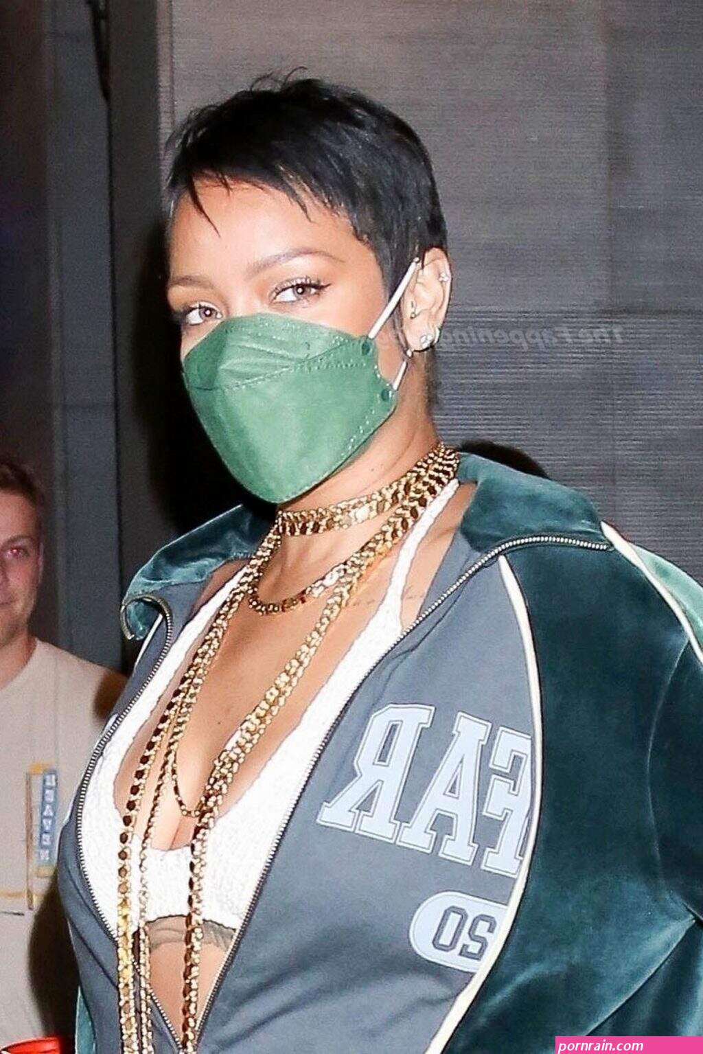 leggy rihanna brings her nostalgic style to dinner as she rocks a bold pixie cut