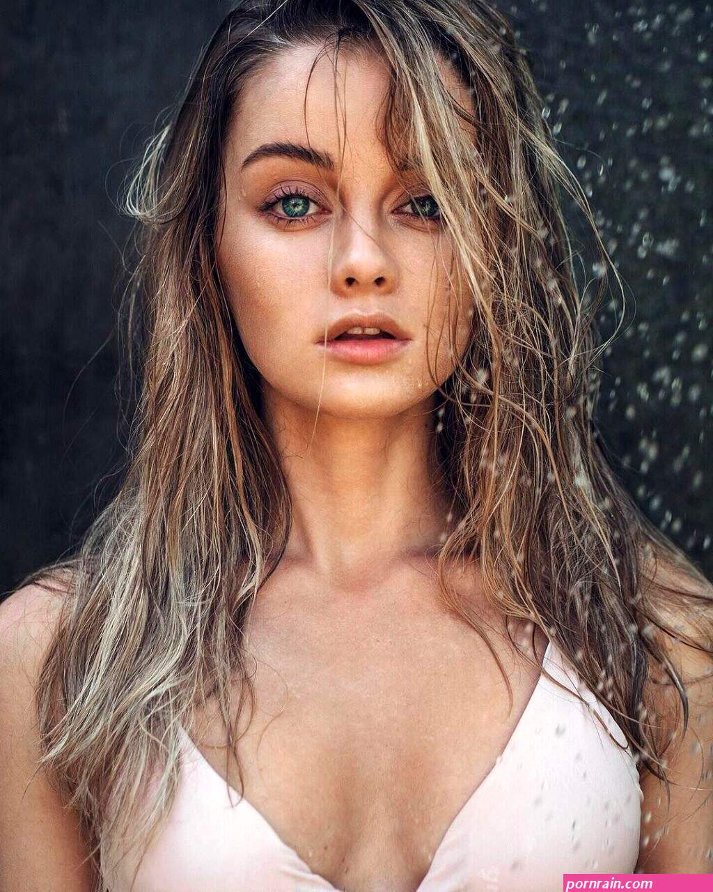 maria zhgenti nude sexy