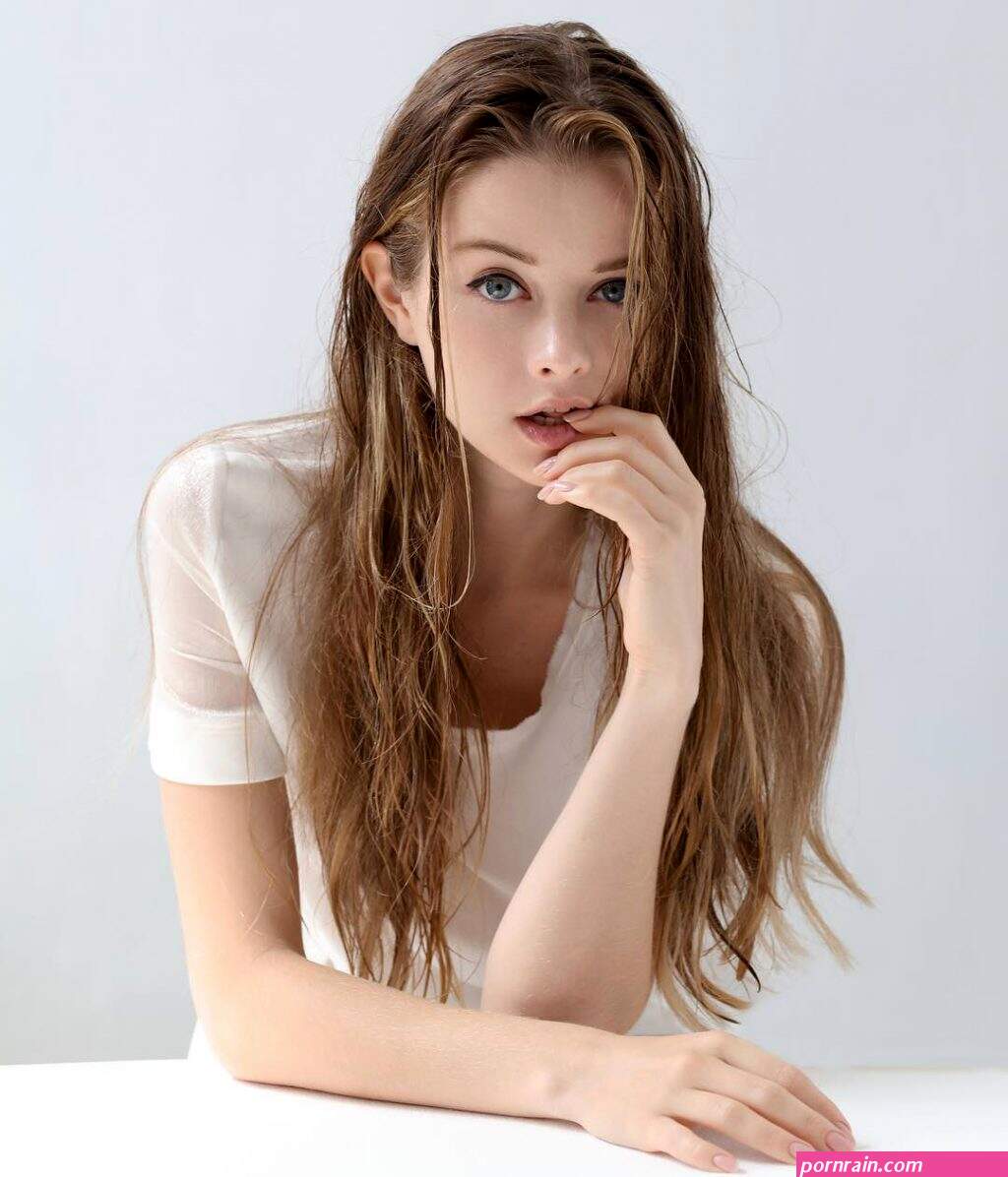maria zhgenti nude sexy