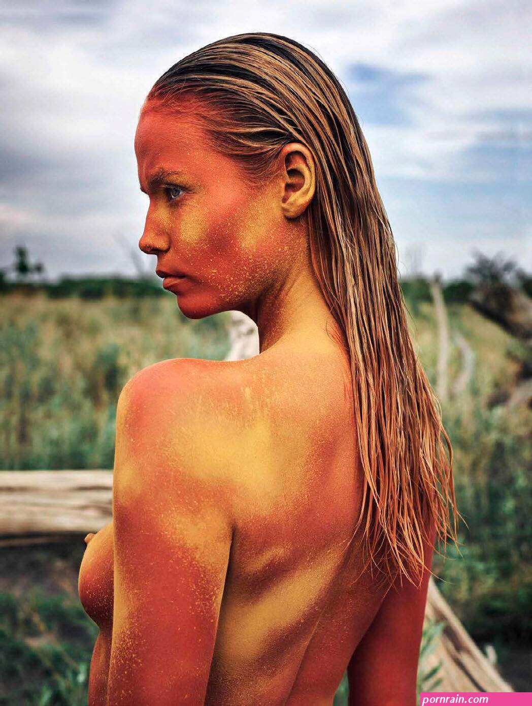 natasha poly nude sexy