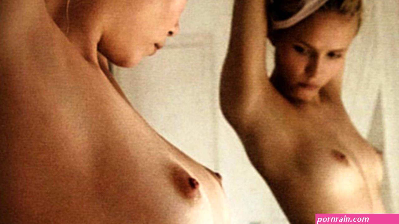natasha poly nude sexy