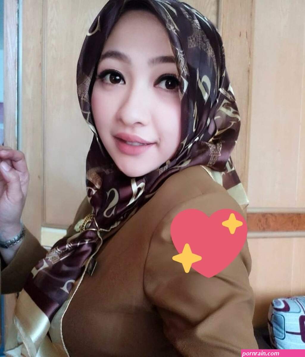 jilbab montok bahenol