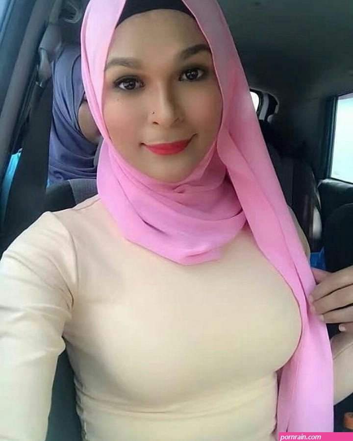 jilbab montok bahenol