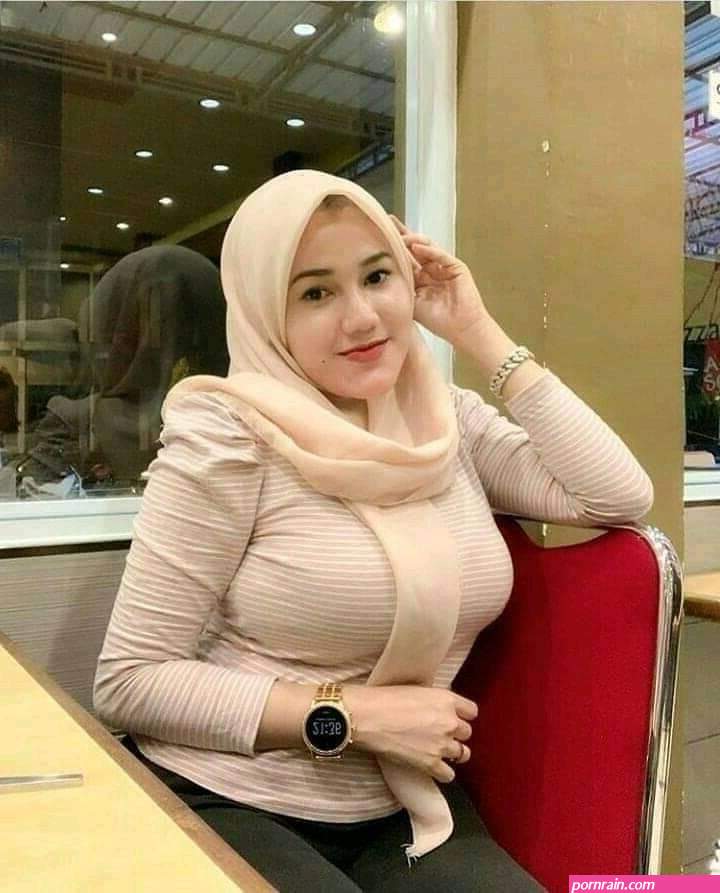 jilbab montok bahenol