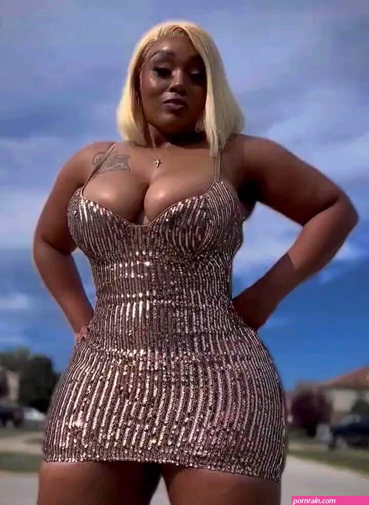 mimi curvaceous 2023
