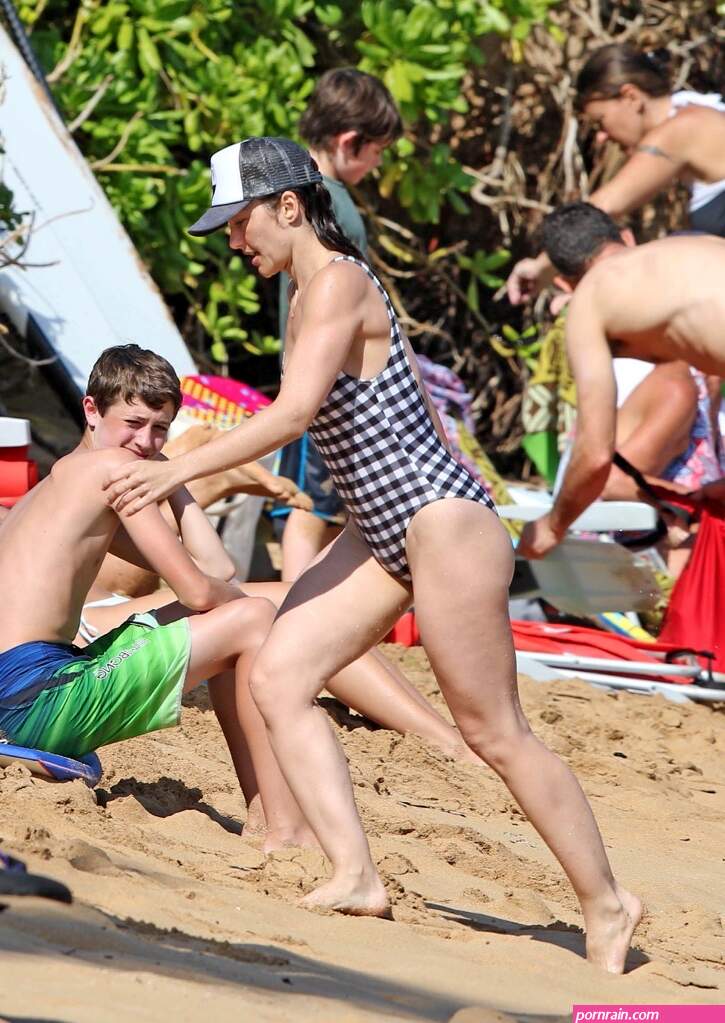minka kelly leaked
