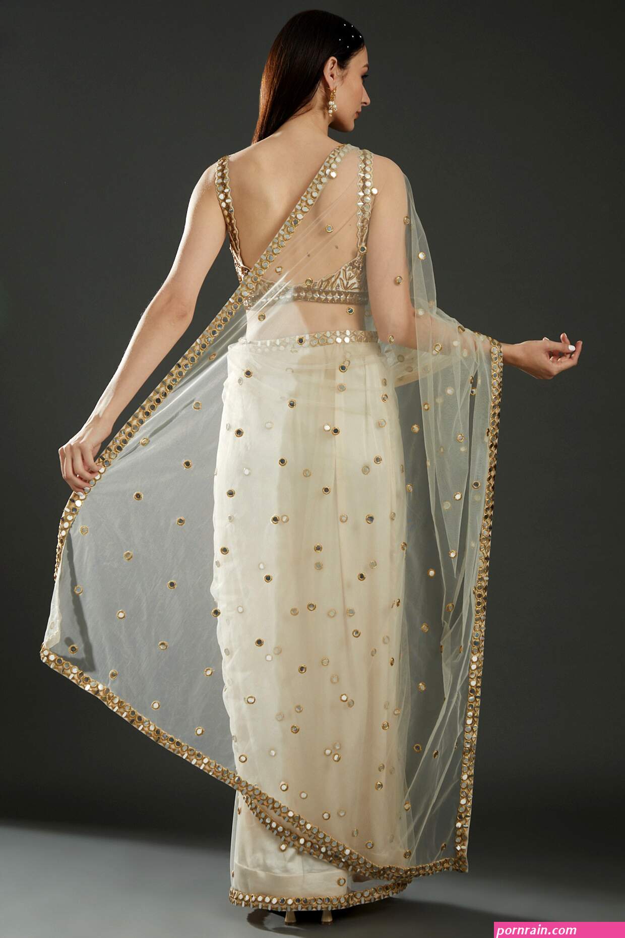 saree up nude pics