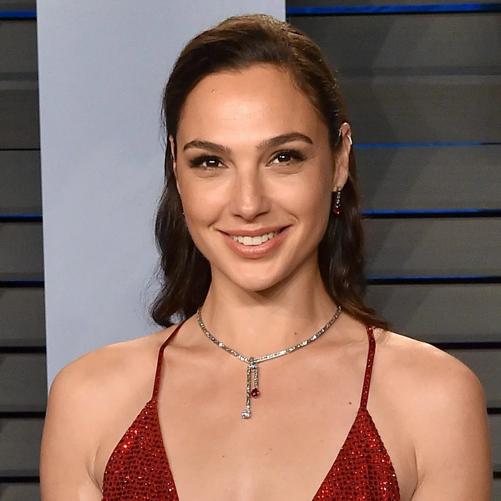 gal gadot sexy