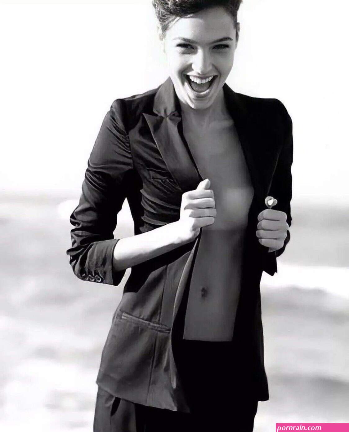 gal gadot sexy