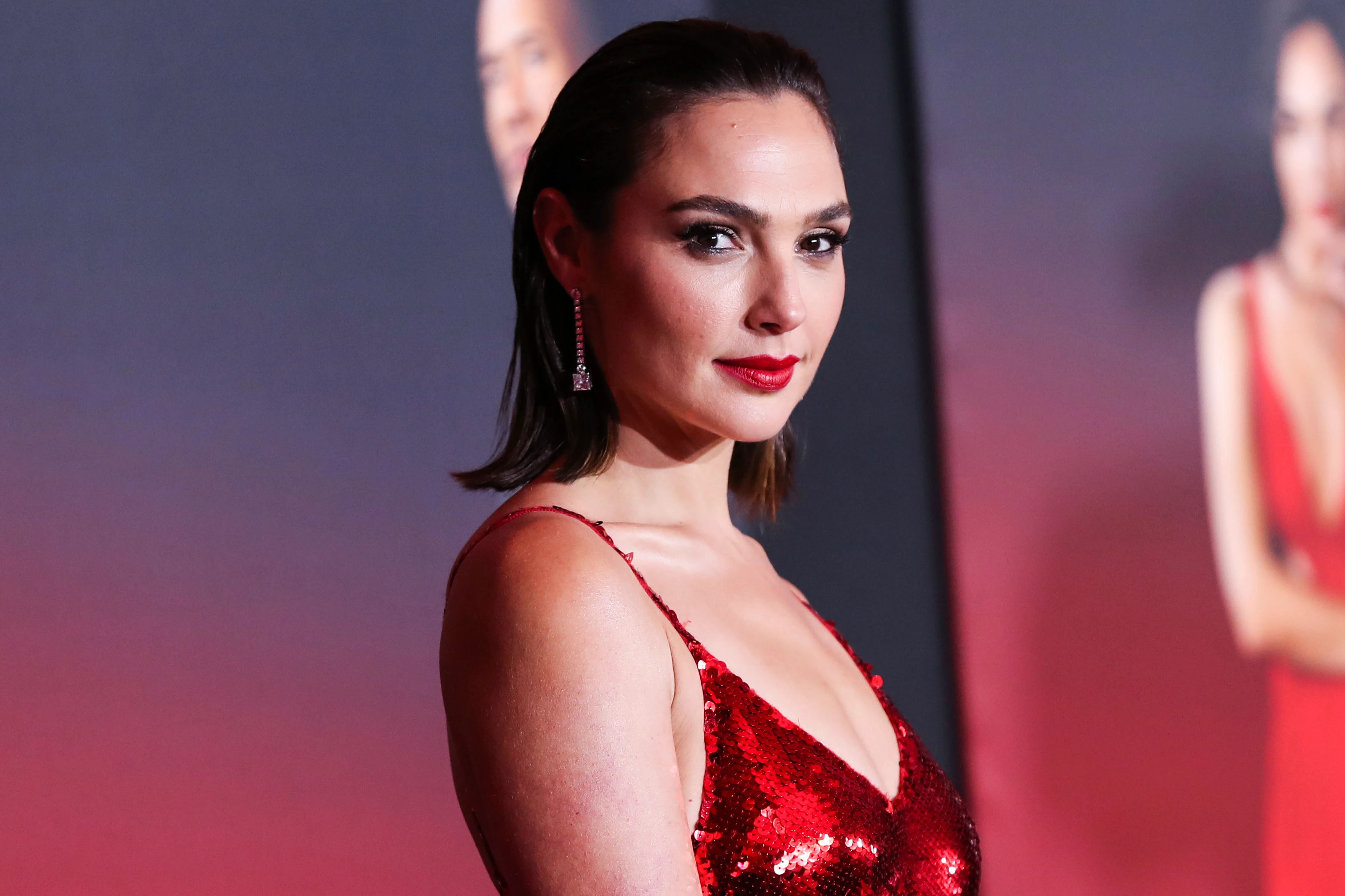 gal gadot sexy