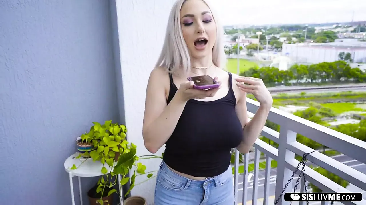stepsister big tits