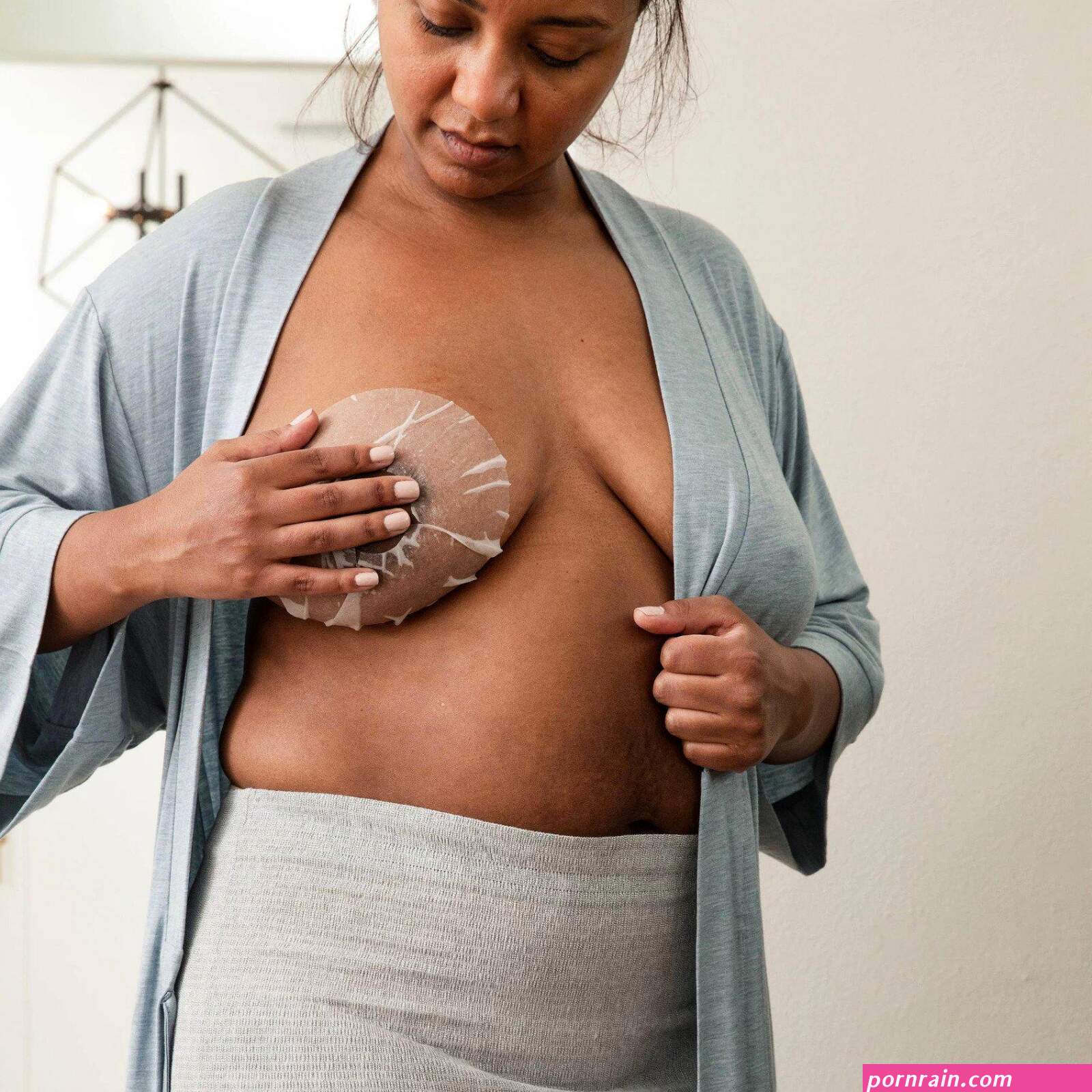 tits mommy