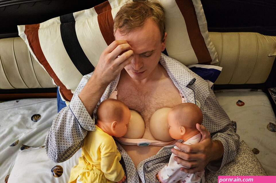 tits mommy