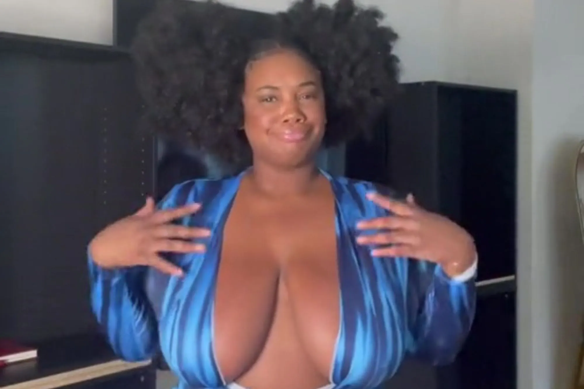 enony big tits