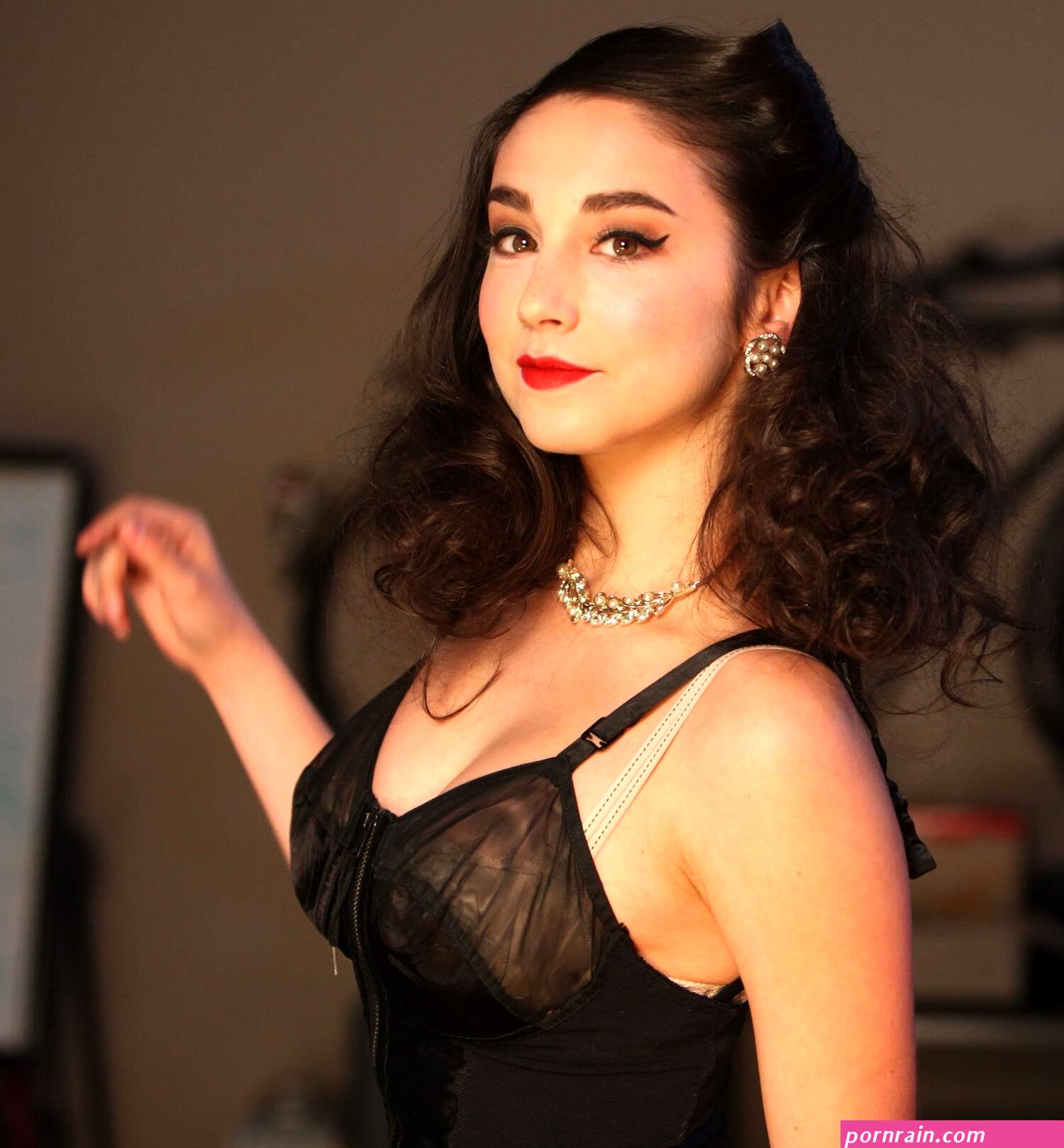 molly ephraim bikini