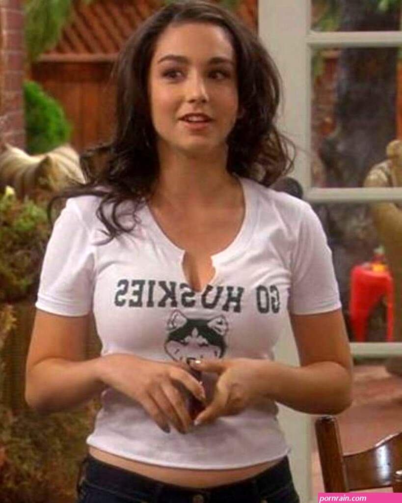 molly ephraim bikini