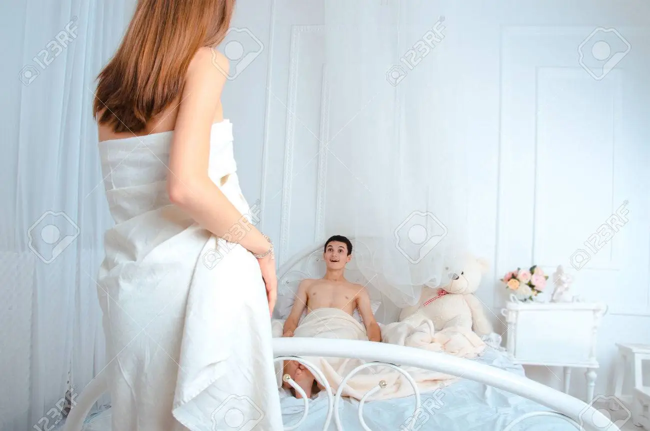 girlfriend without clothes
