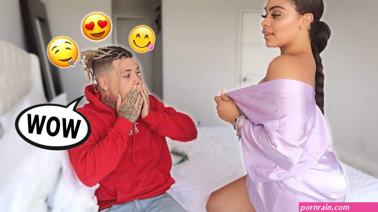 girlfriend without clothes