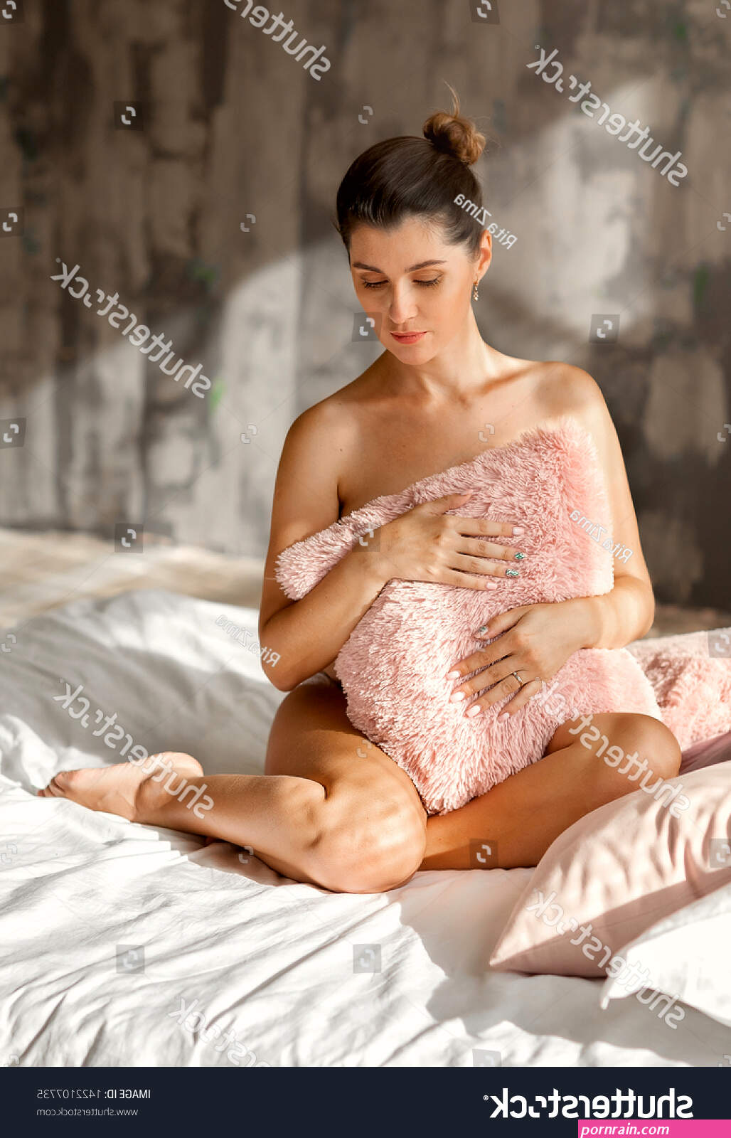 girlfriend without clothes