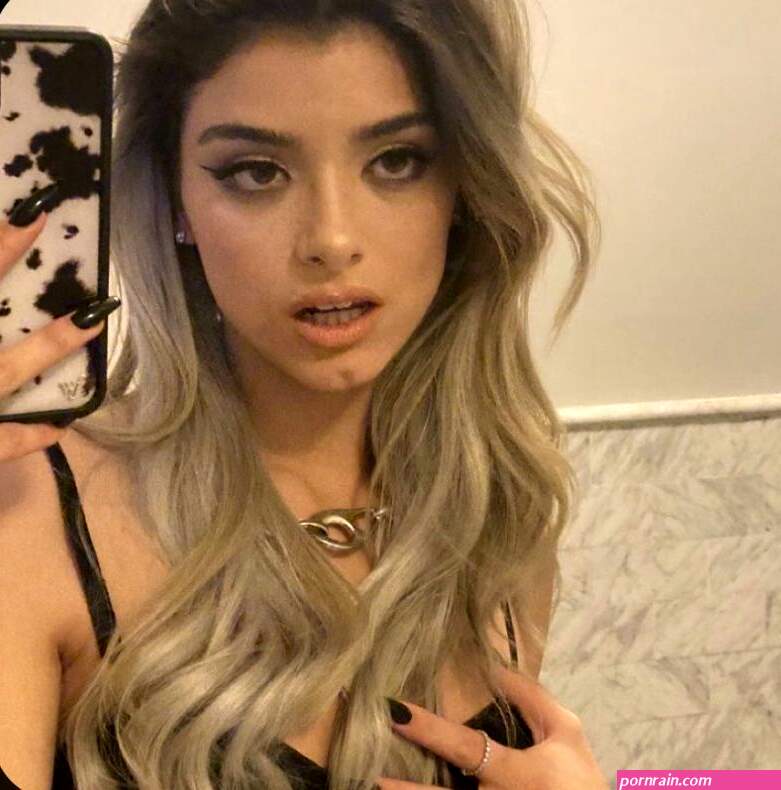 dixie danelio nudes