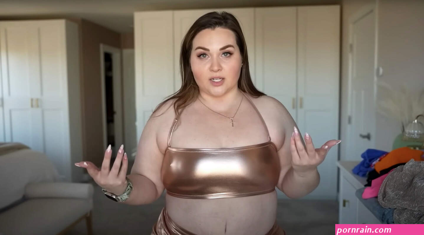 big boob girls