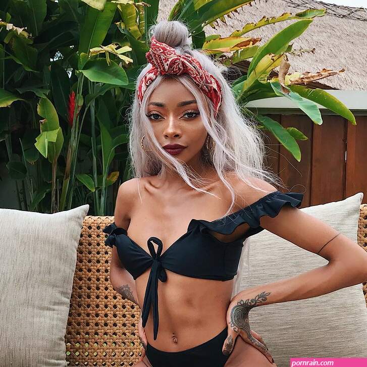 big boob girls