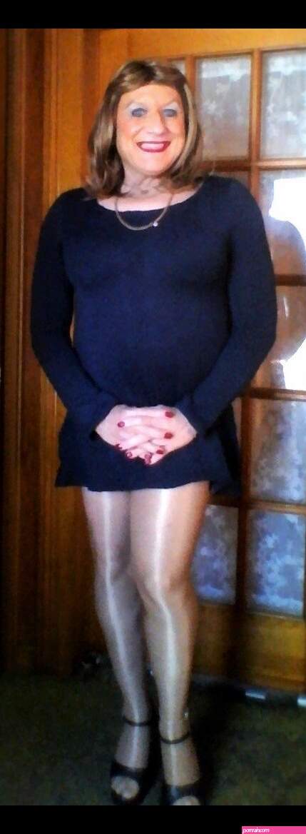 wife in panty hose