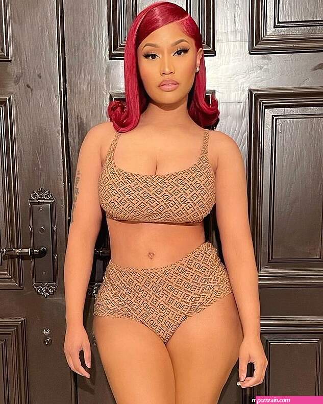 naked niky minaj