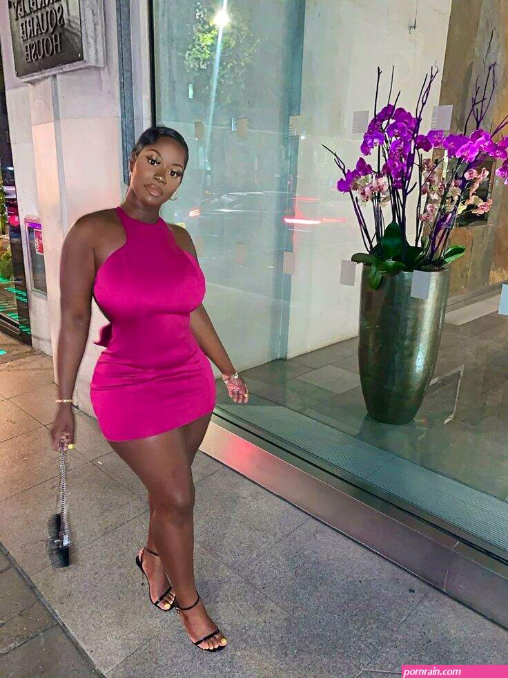 big booty momy