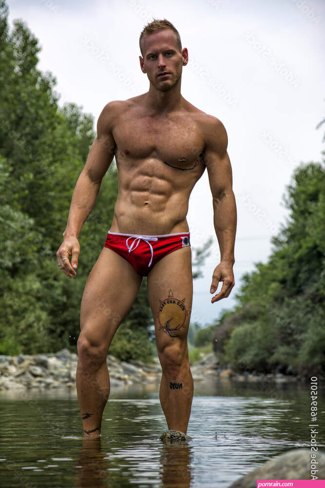 muscle nude man