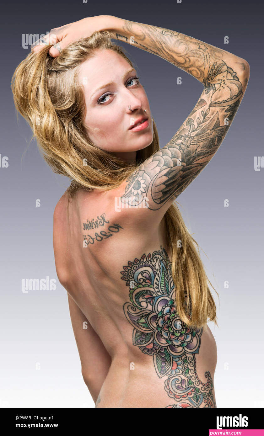 women nude with tattoos