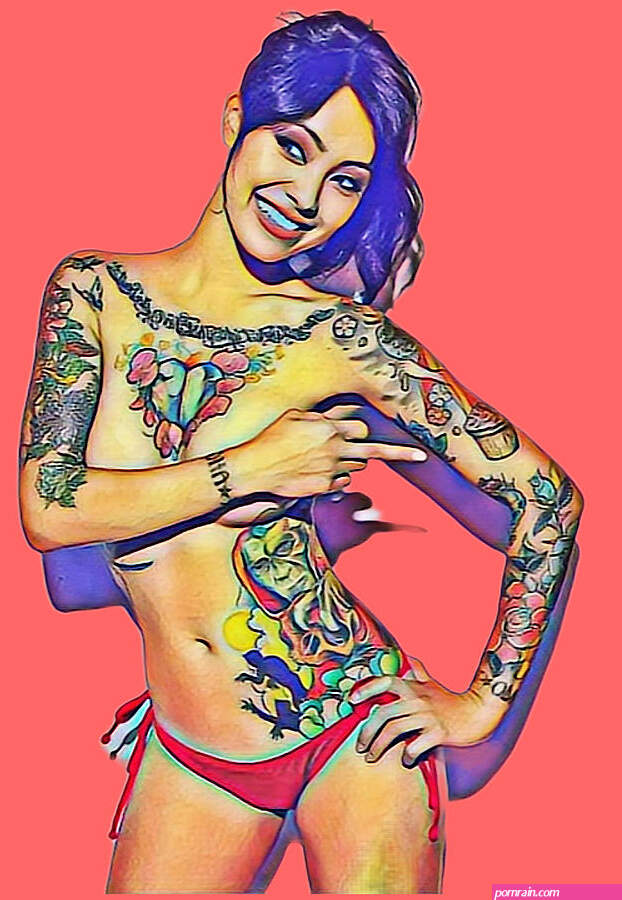 women nude with tattoos