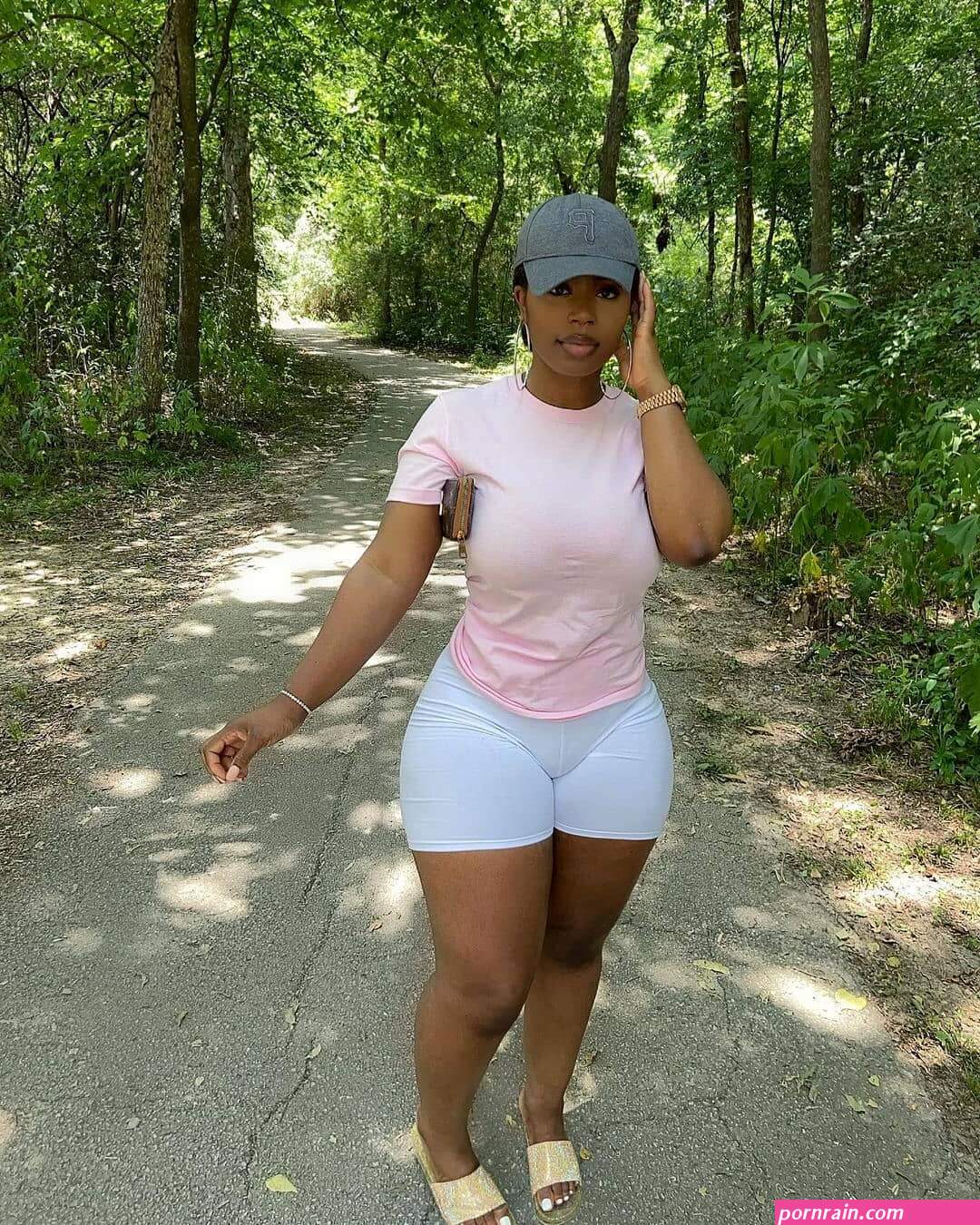 black booty thick