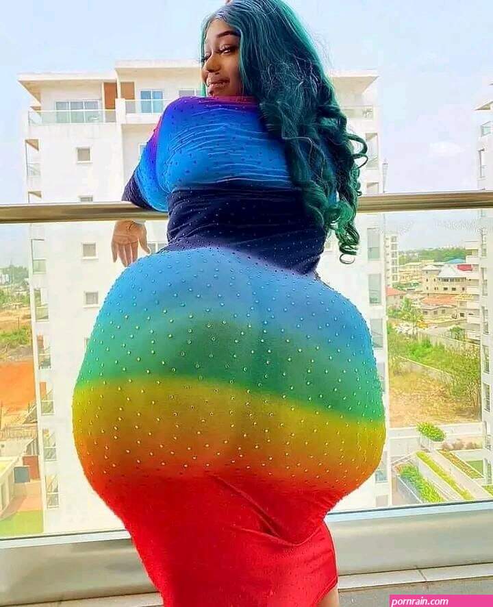 black booty thick