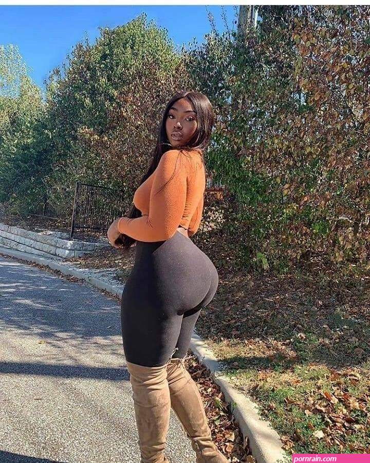 black booty thick