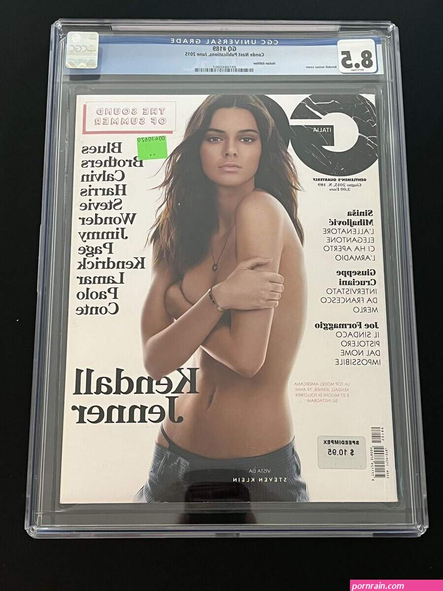 kendall jenner topless