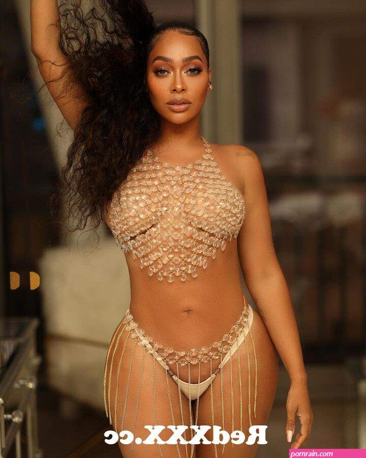 lala nude