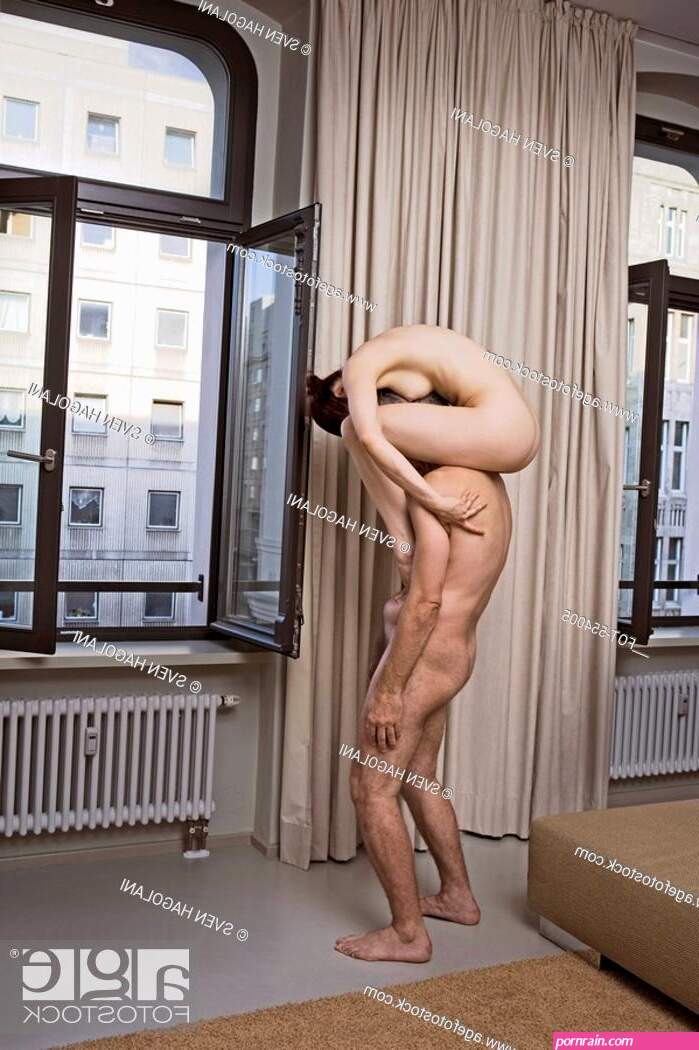 naked menand women