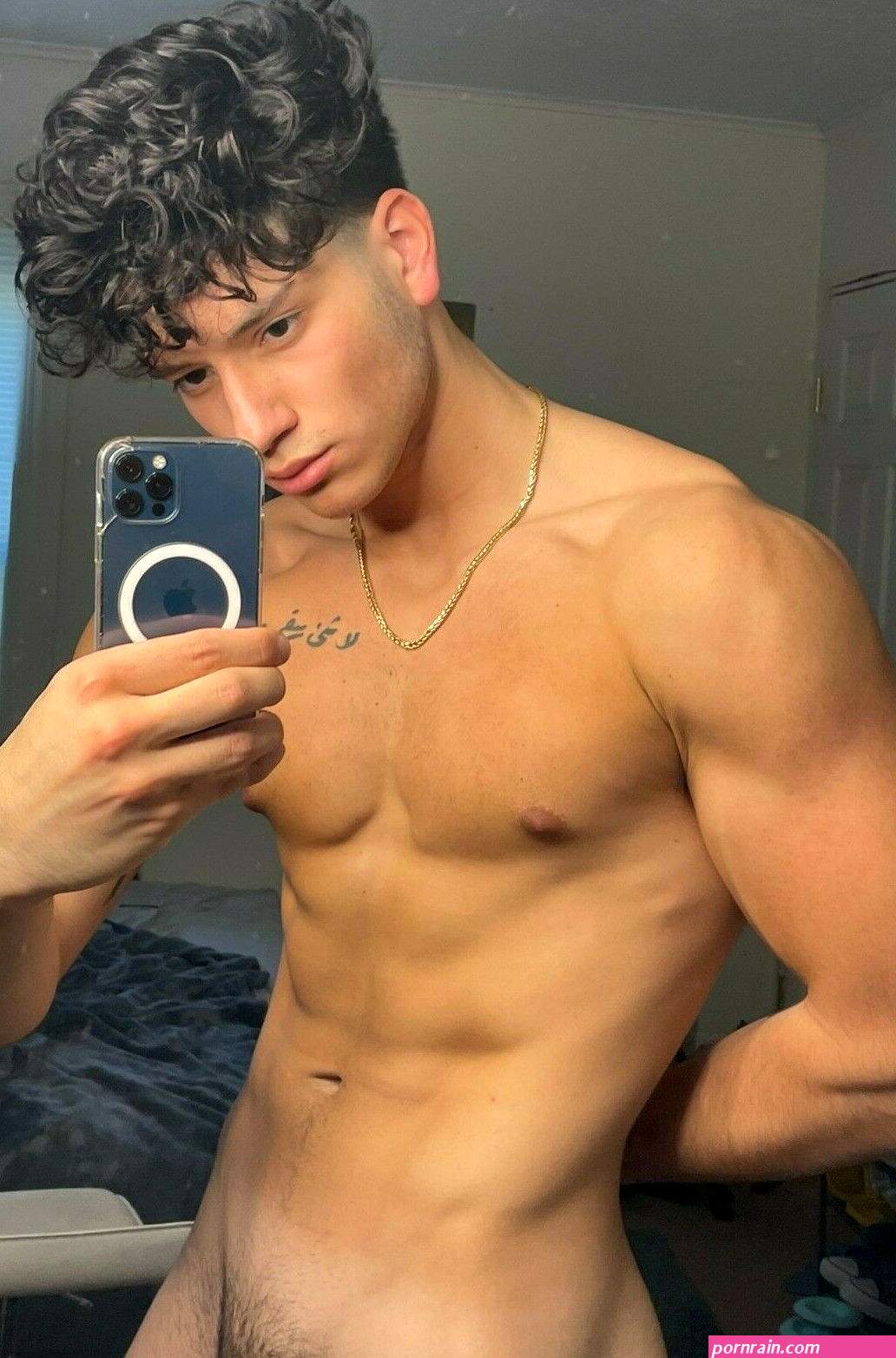 nude hunks