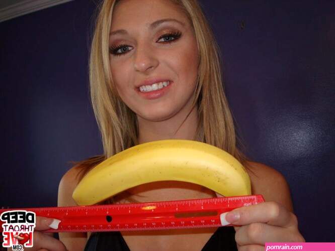 Banana Deepthroat Training