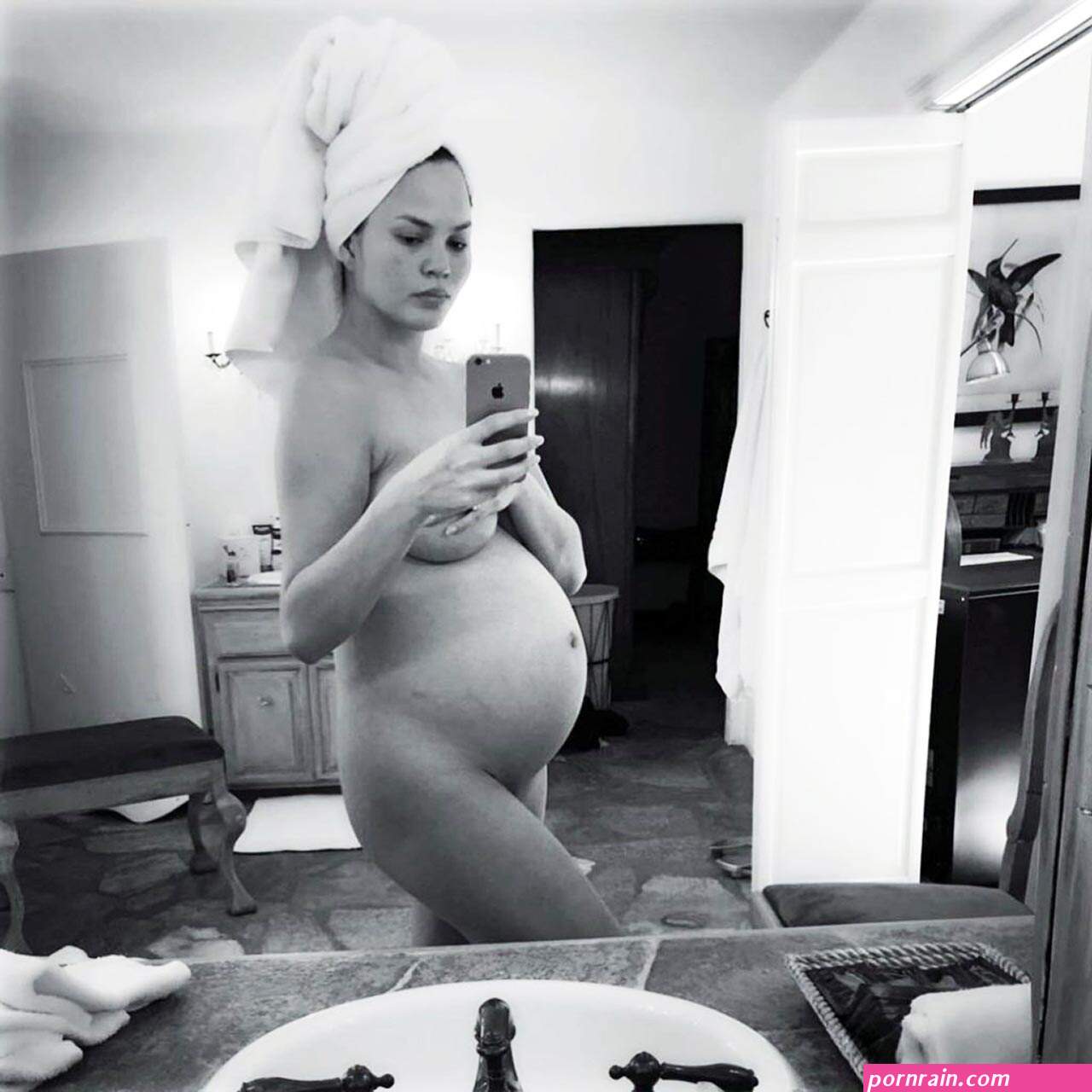 Chrissy Teigen Nude & Topless ULTIMATE Collection